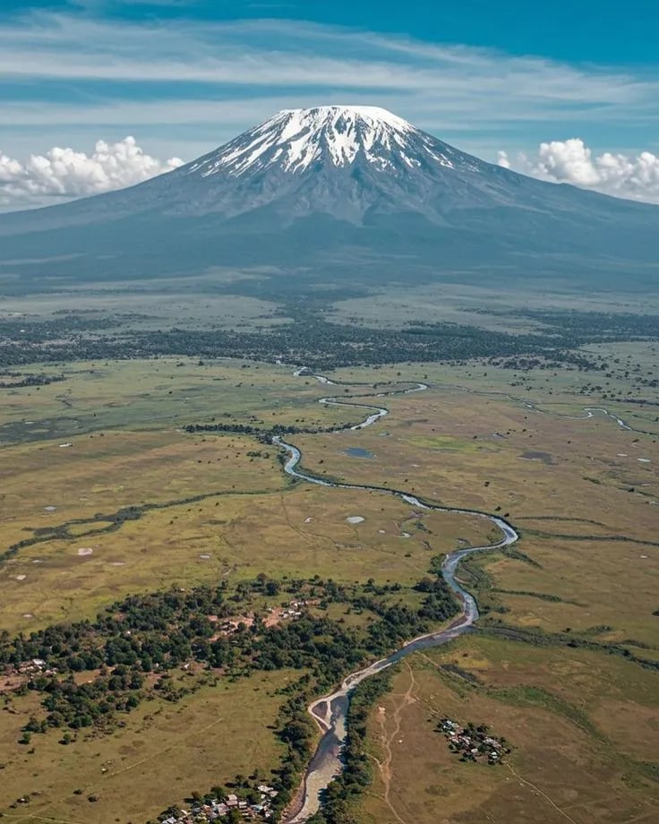 Summit Kilimanjaro: A 7-Day Guided Climb - Image 2
