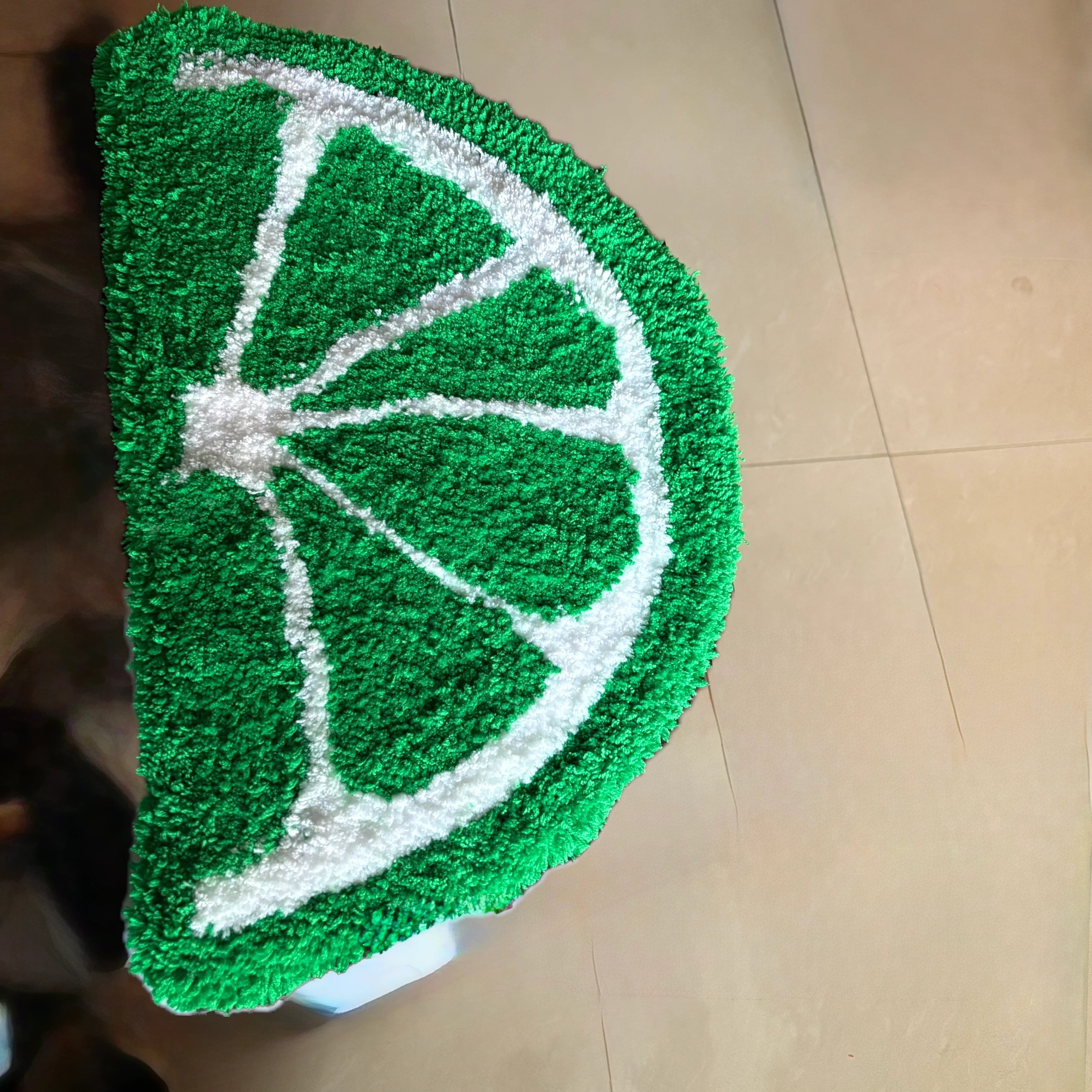 Tufting Workshop with Yarn and Frame in Accra, East Legon -Accra - Image 3