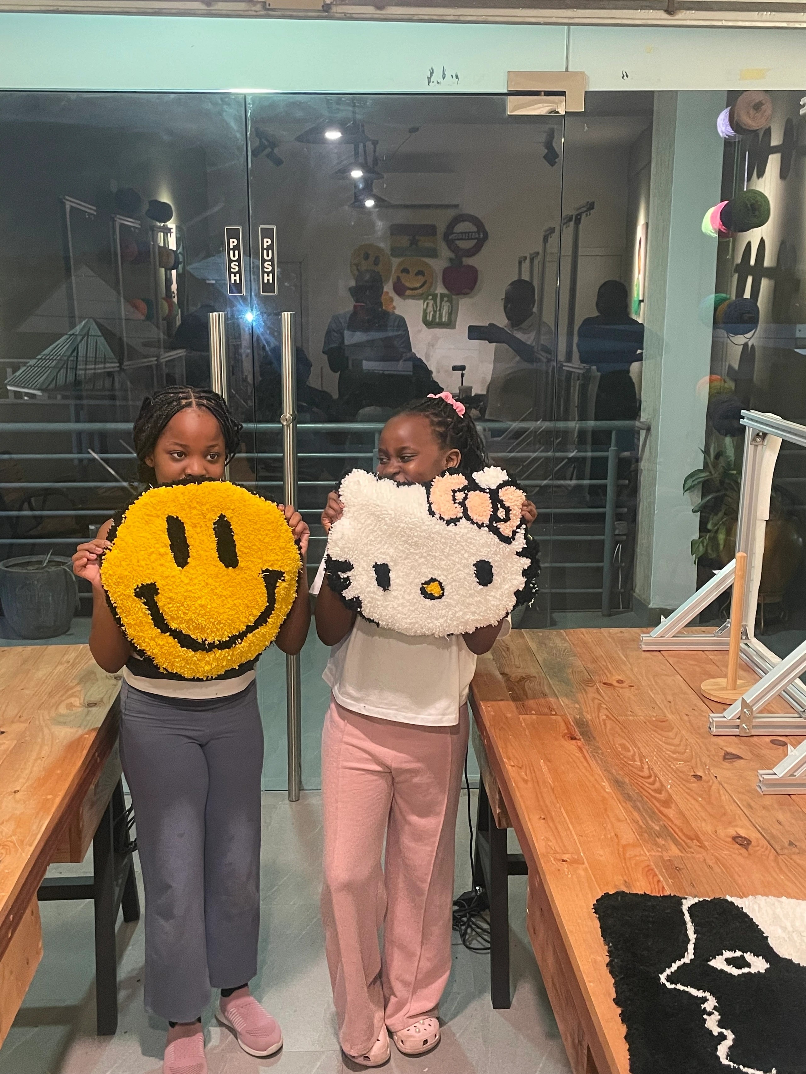 Tufting Workshop with Yarn and Frame in Accra, East Legon -Accra - Image 18