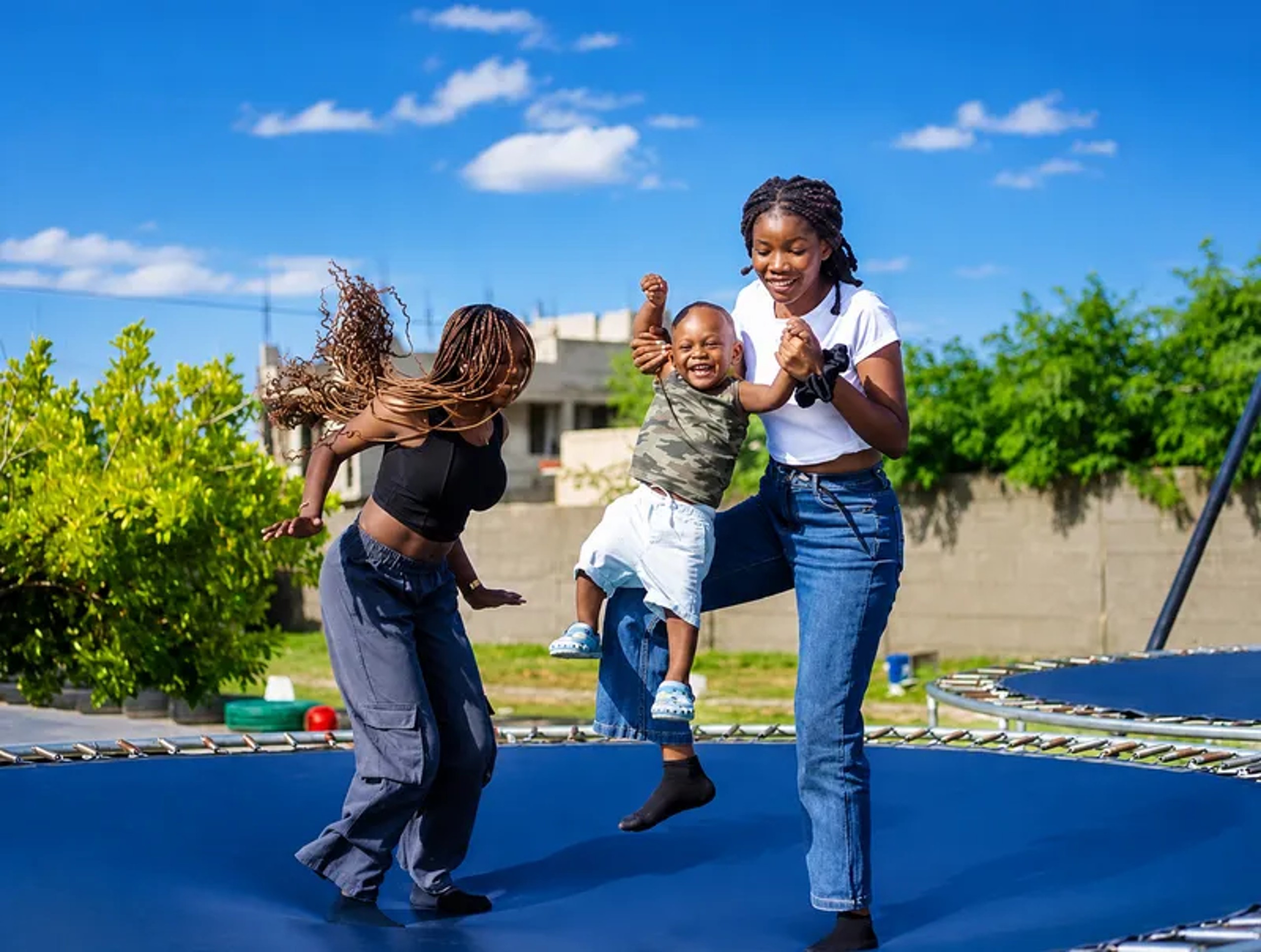 High Jump Trampoline Fun - Image 1