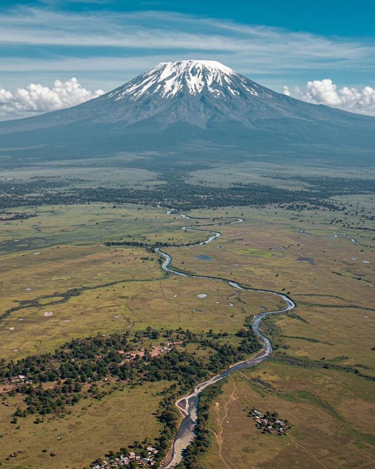 Summit Kilimanjaro: A 7-Day Guided Climb - Image 2
